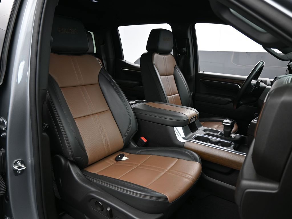 Used 2023 Chevrolet Silverado 1500 High Country w/ Technology Package image 57