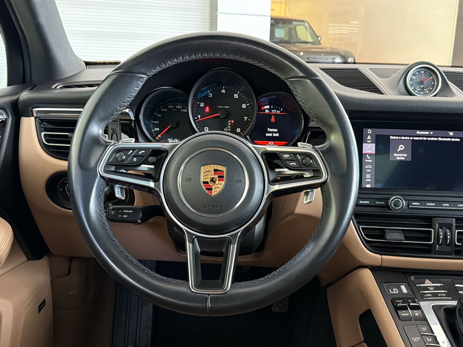 Used 2019 Porsche Macan AWD/4WD image 18