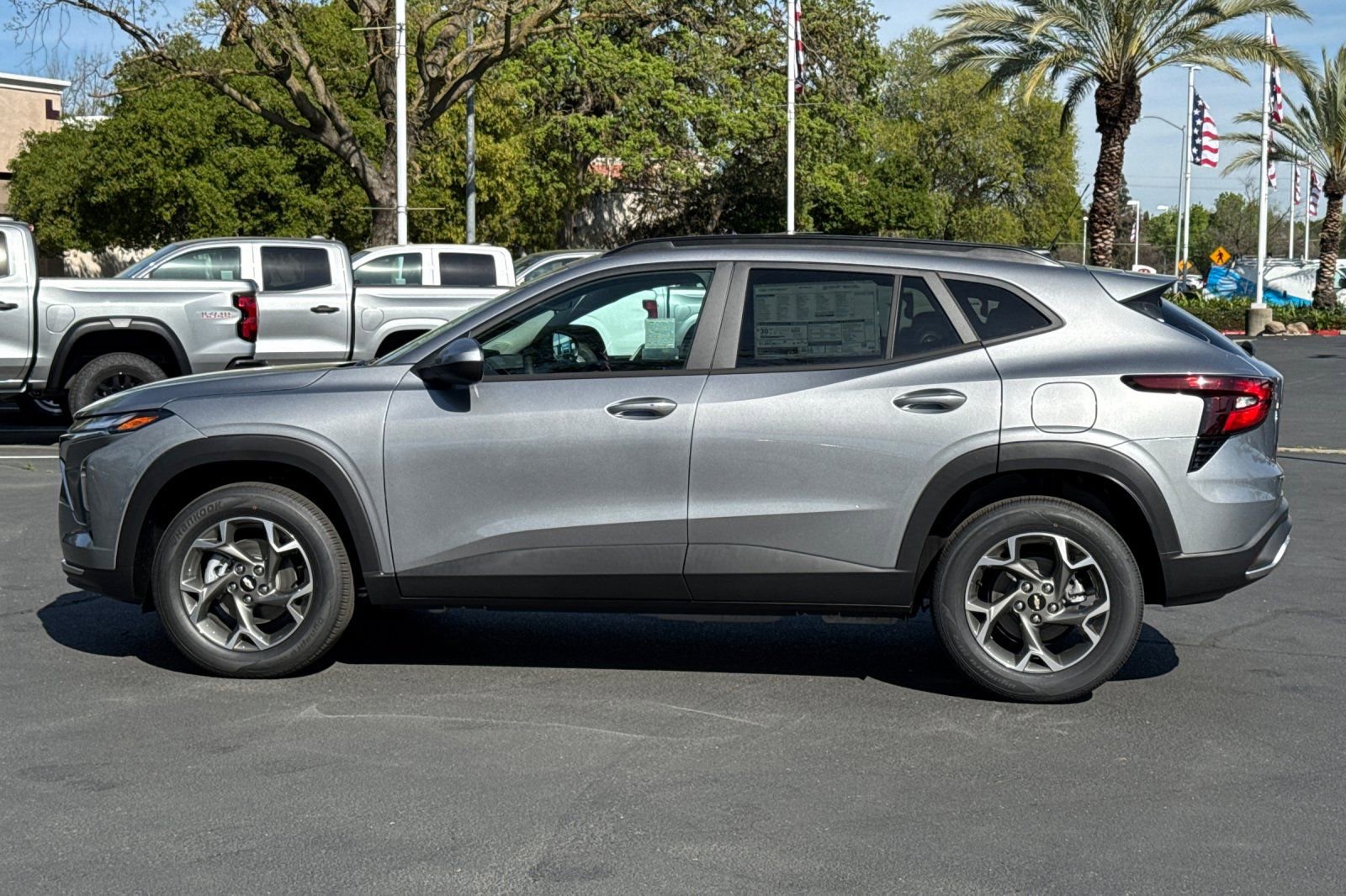 New 2026 Chevrolet Trax LT w/ Driver Confidence Package image 6