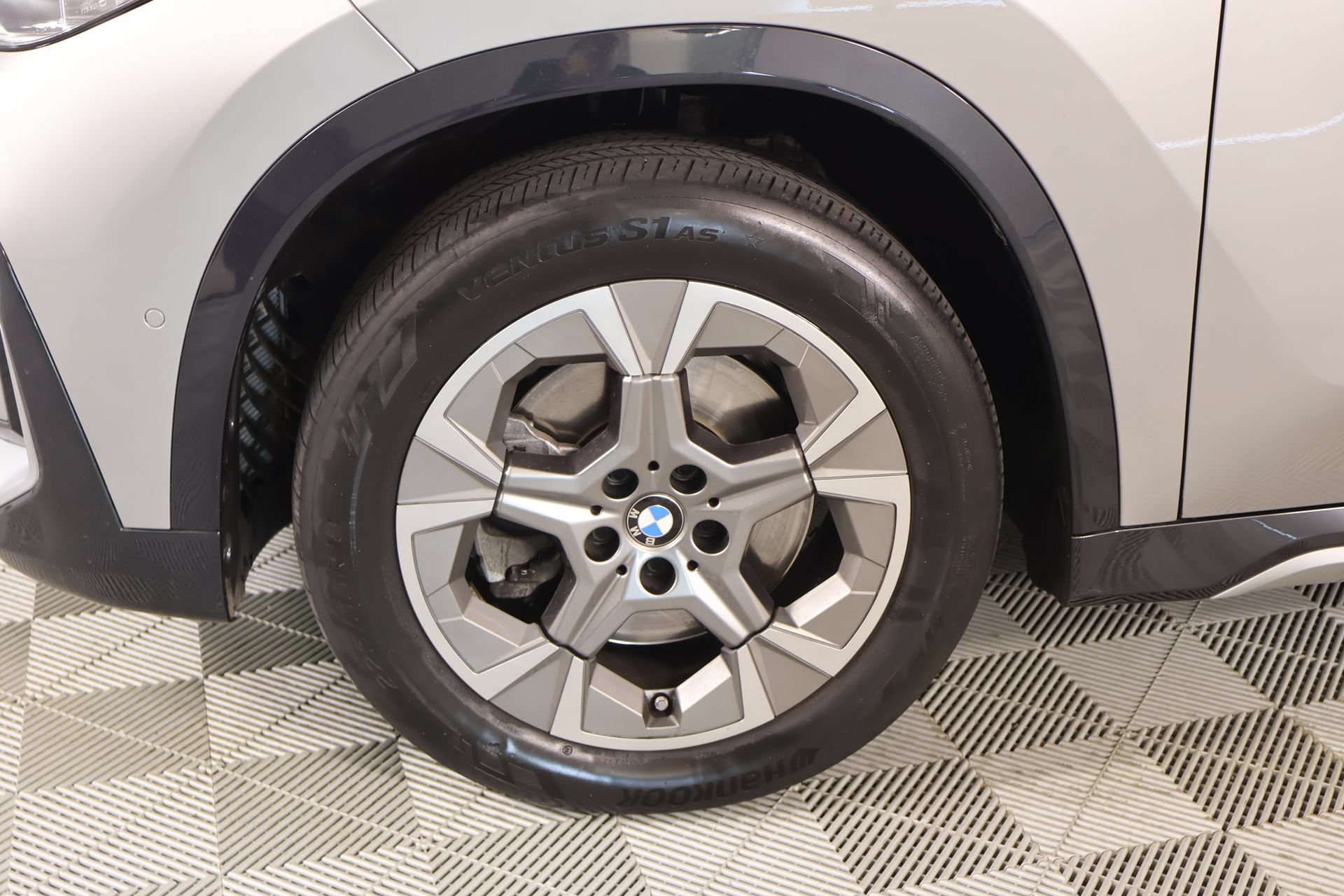 Used 2024 BMW X1 xDrive28i AWD/4WD image 19