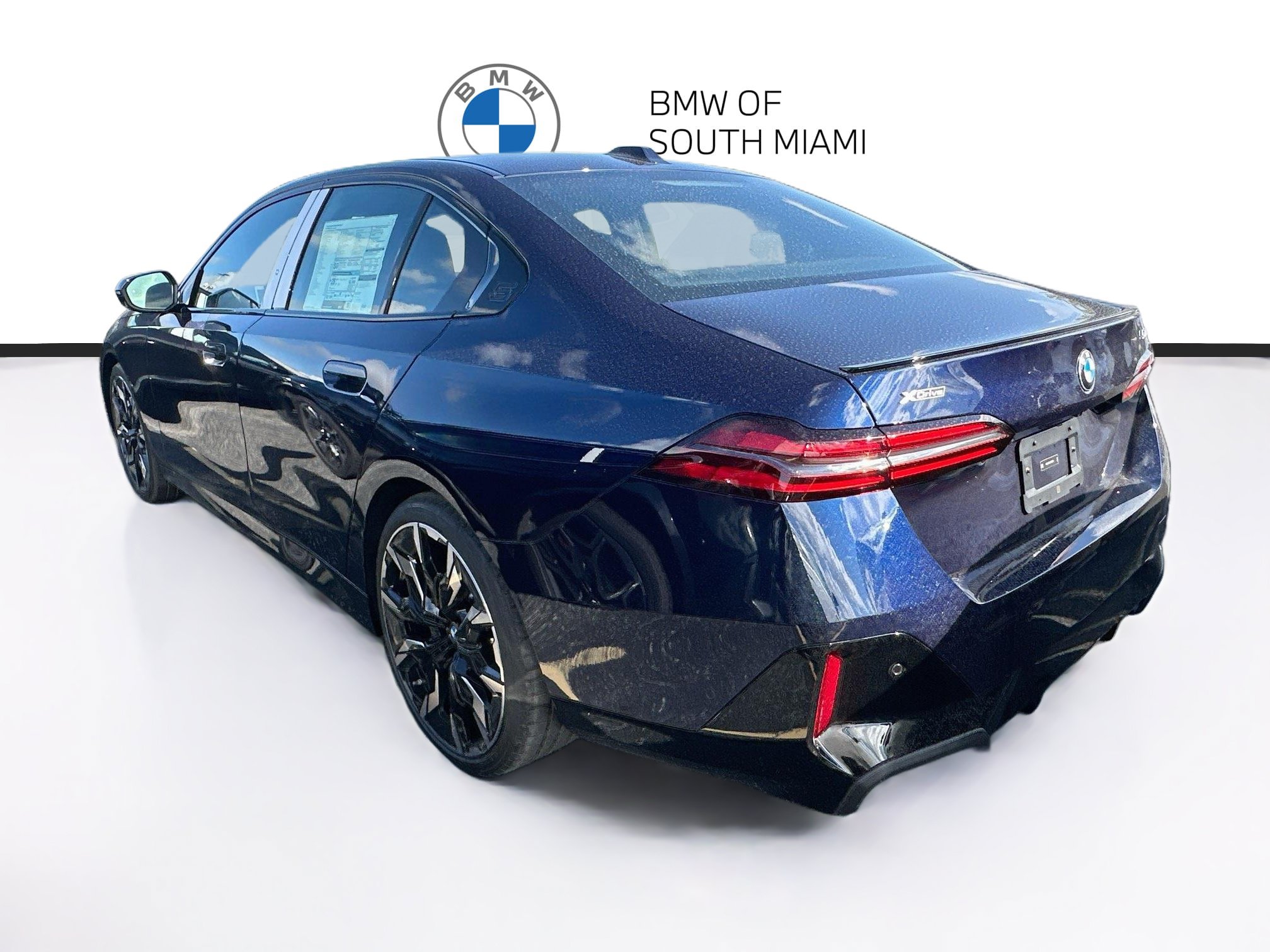New 2027 BMW 540i xDrive w/ M Sport Package AWD/4WD image 4
