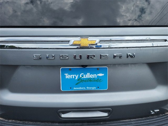 Used 2023 Chevrolet Suburban LT image 10