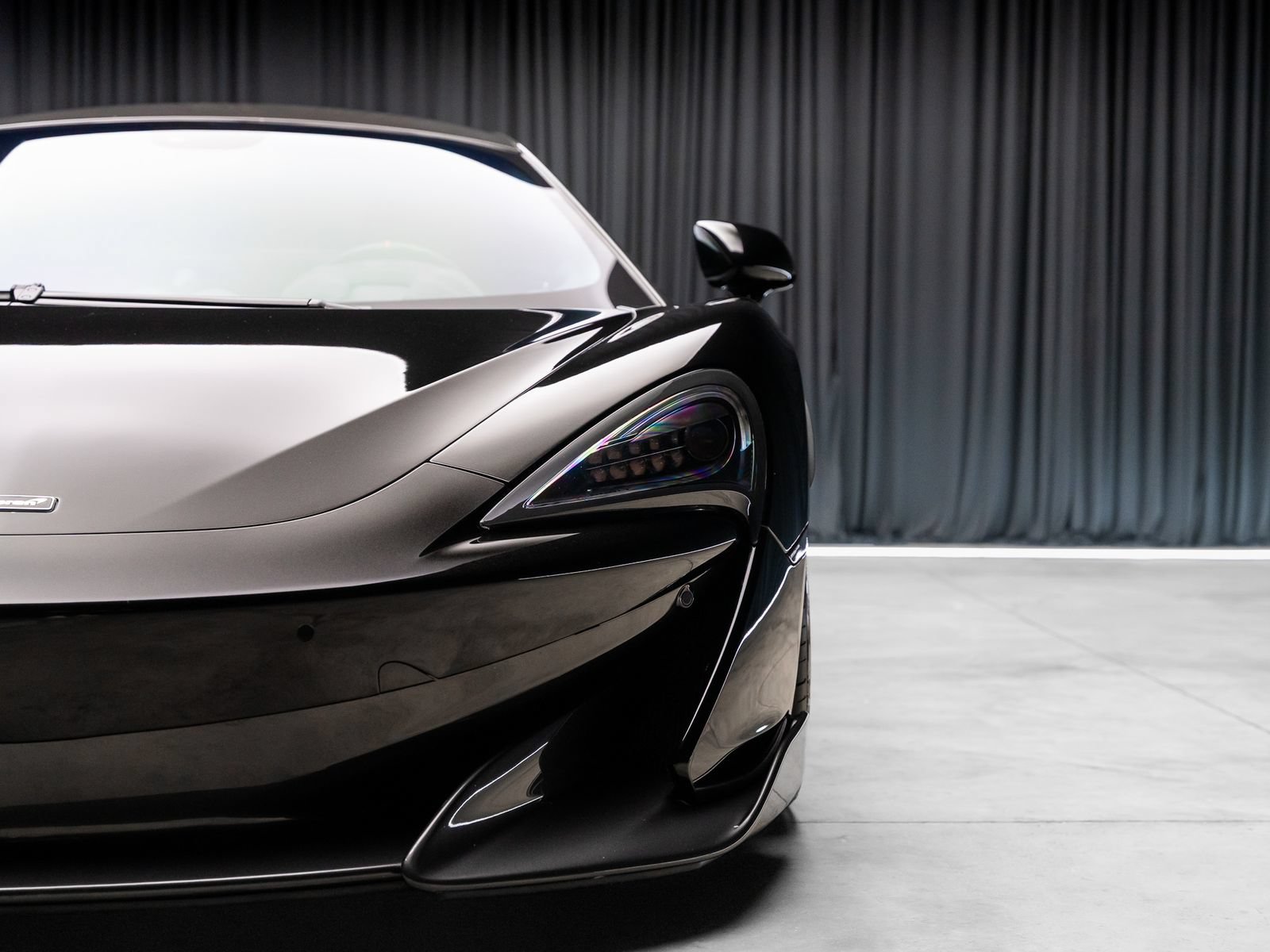 Used 2019 McLaren 600LT RWD image 24