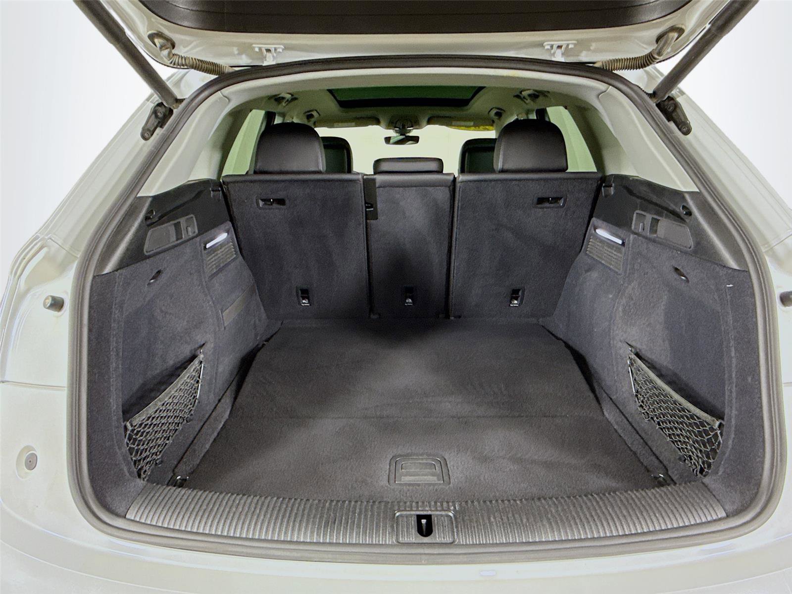 Used 2020 Audi Q5 2.0T Premium w/ Convenience Package image 26