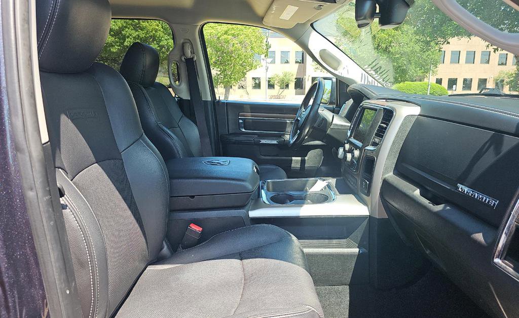 Used 2017 RAM 1500 Laramie w/ Convenience Group AWD/4WD image 16