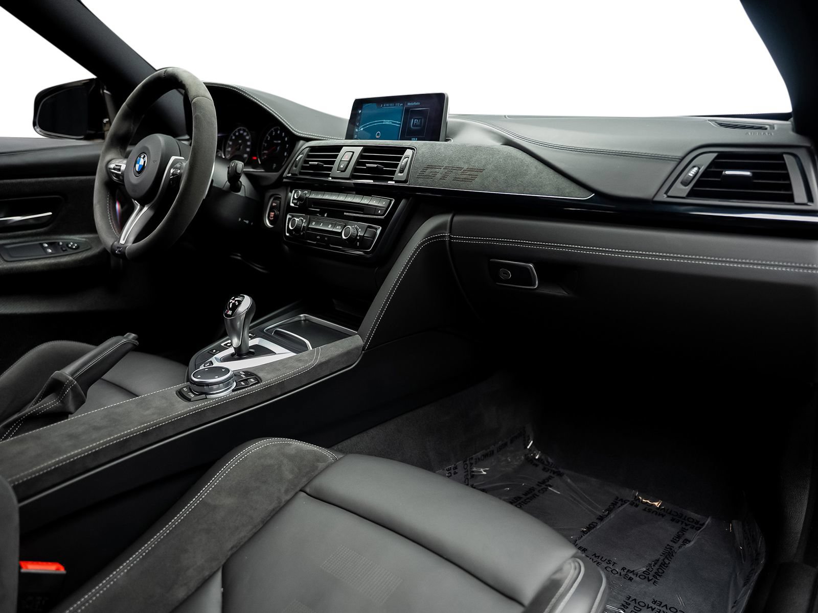 Used 2016 BMW M4 GTS RWD image 2