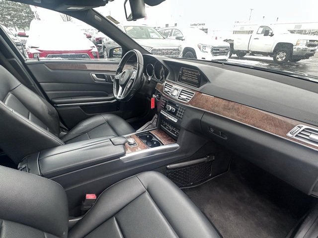 Used 2014 Mercedes-Benz E 350 4MATIC Sedan image 17