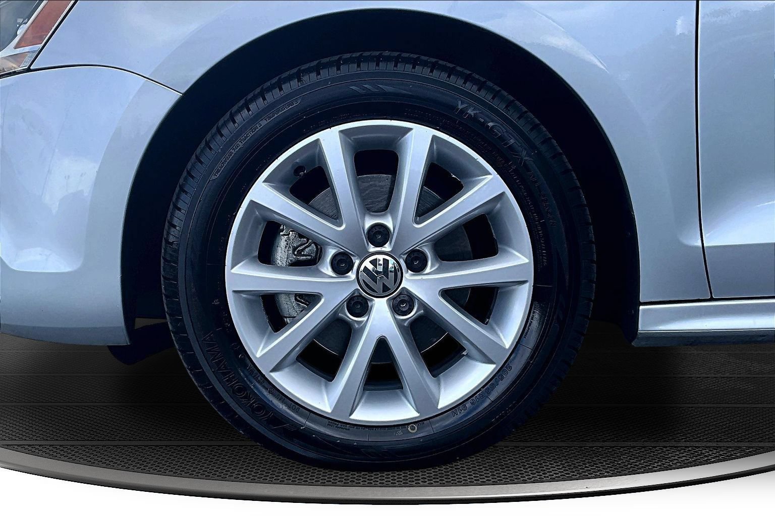 Used 2014 Volkswagen Jetta SE FWD image 32