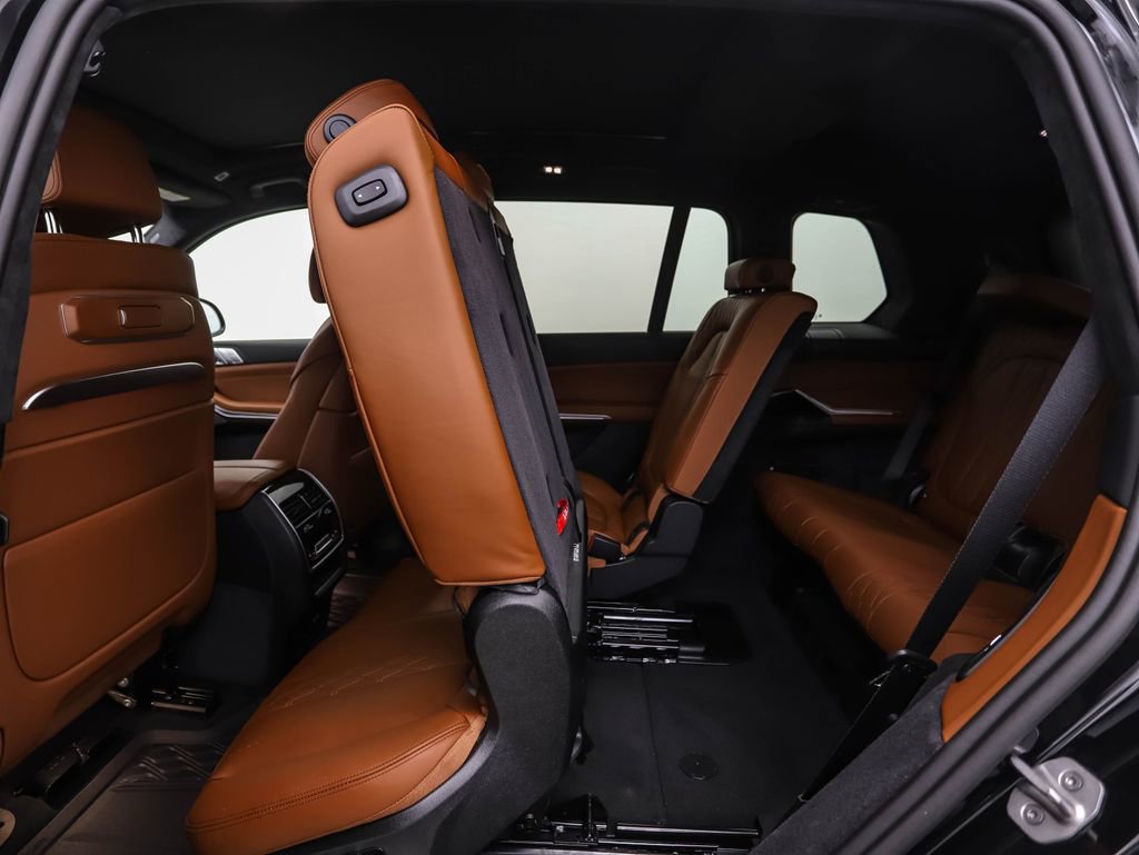 New 2026 BMW X7 xDrive40i image 25