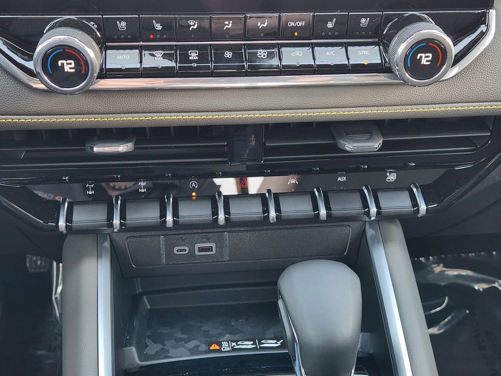 New 2026 Chevrolet Colorado ZR2 w/ Technology Package image 20