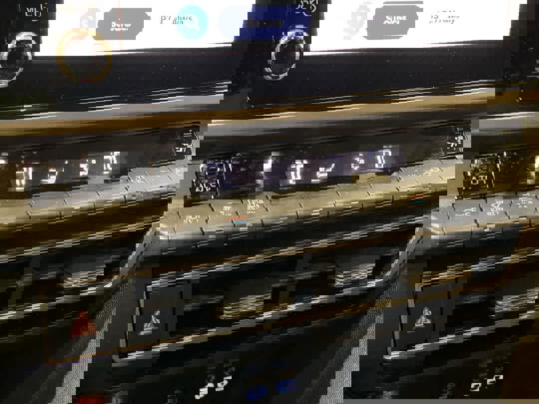 Certified 2025 Toyota Camry LE image 20