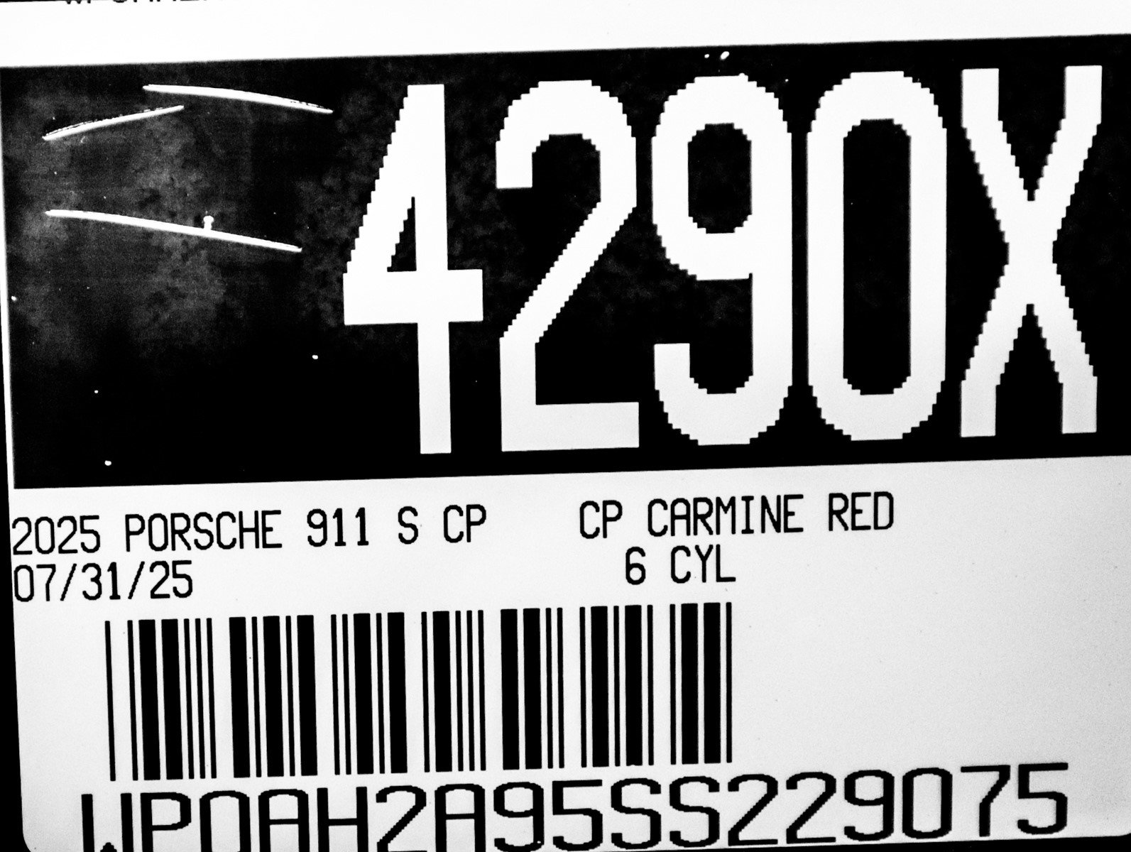 Used 2025 Porsche 911 Carrera S image 32