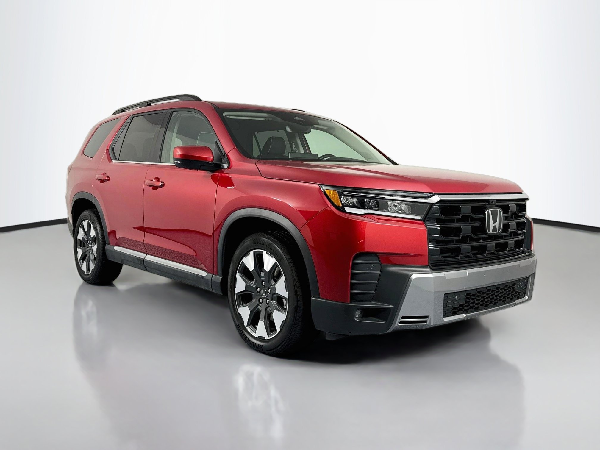 Certified 2026 Honda Pilot Elite image 3