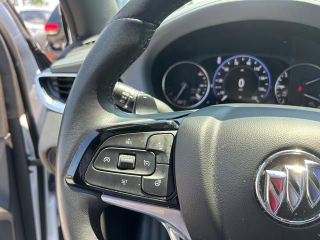 Used 2024 Buick Enclave Premium image 22