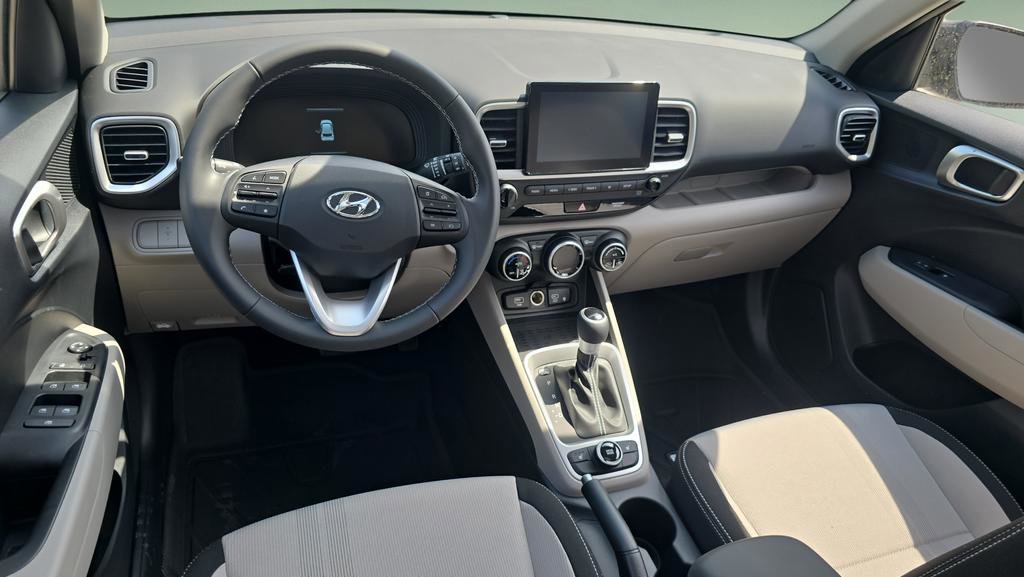 New 2026 Hyundai Venue SEL FWD image 18