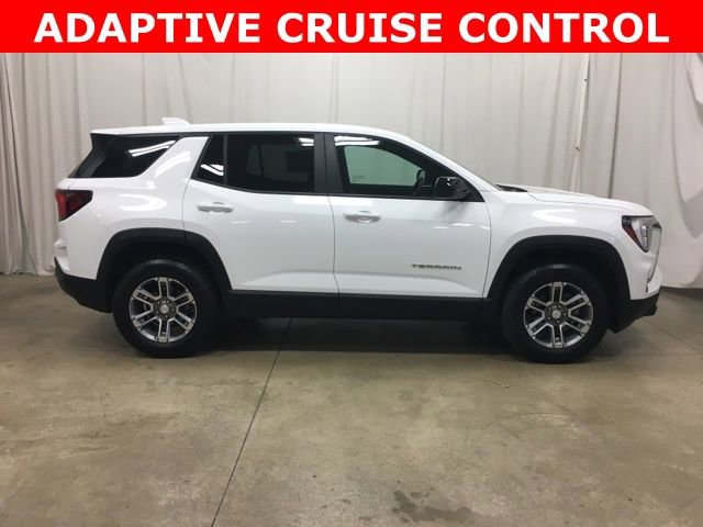 Used 2025 GMC Terrain Elevation image 2