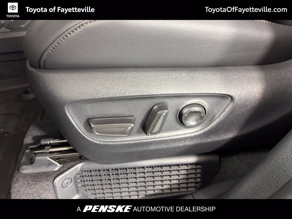 New 2026 Toyota Sienna Platinum AWD/4WD image 33