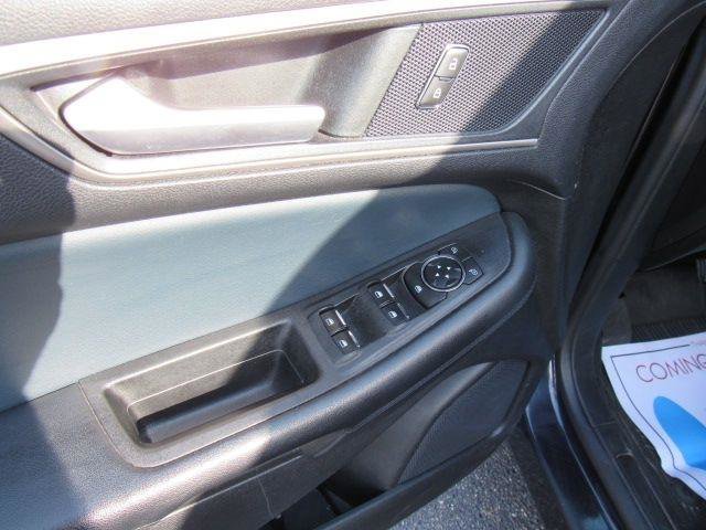 Used 2022 Ford Edge SEL w/ Sport Appearance Package AWD/4WD image 16