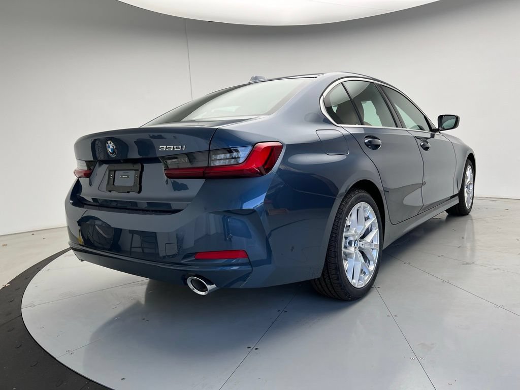 Used 2026 BMW 330i Sedan w/ Premium Package RWD image 3