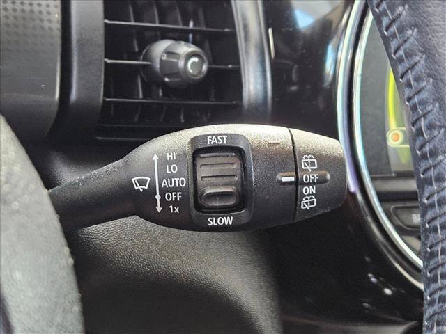 Used 2018 MINI Cooper 4-Door Hardtop FWD image 23