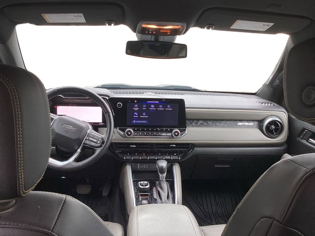 Used 2024 Chevrolet Colorado ZR2 w/ ZR2 Convenience Package III image 10