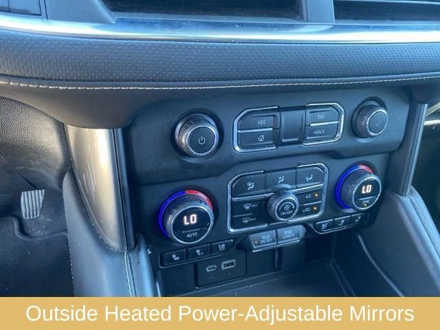 Used 2023 Chevrolet Suburban Premier image 27