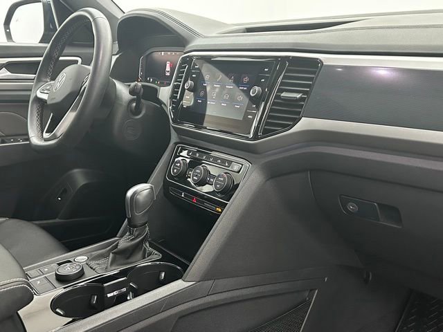 Used 2023 Volkswagen Atlas Cross Sport SEL image 37