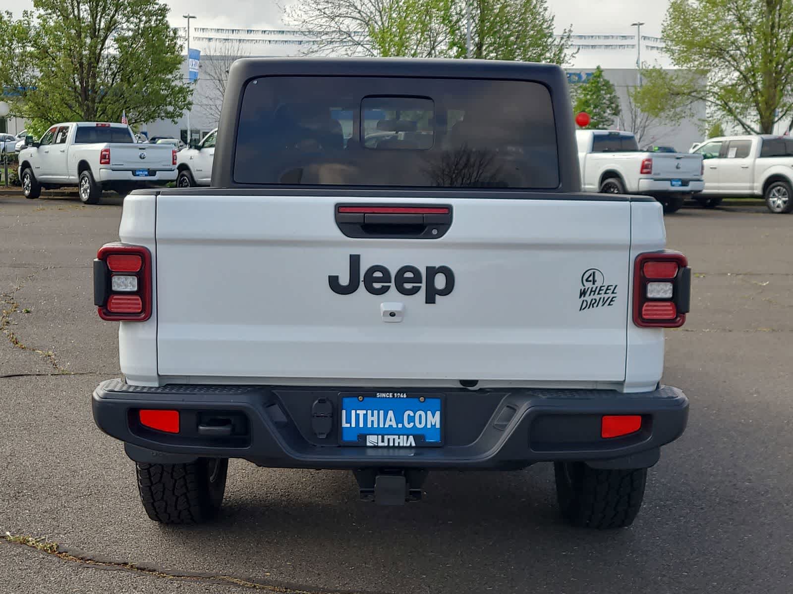 Used 2022 Jeep Gladiator Sport image 13