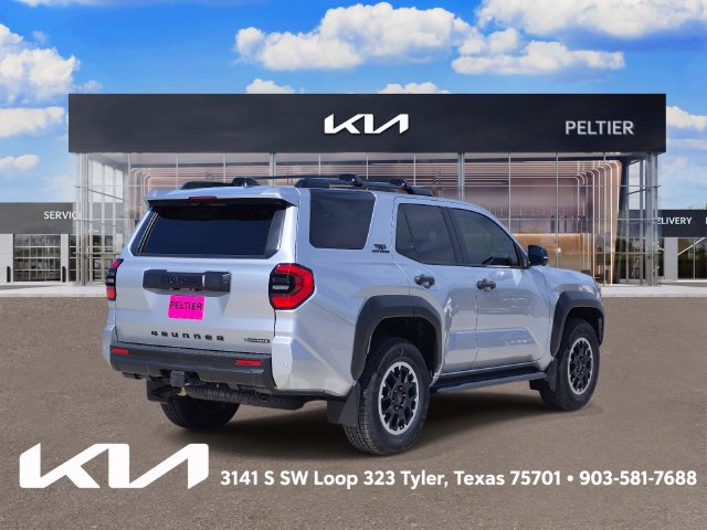 Used 2025 Toyota 4Runner TRD Off-Road Premium AWD/4WD image 6