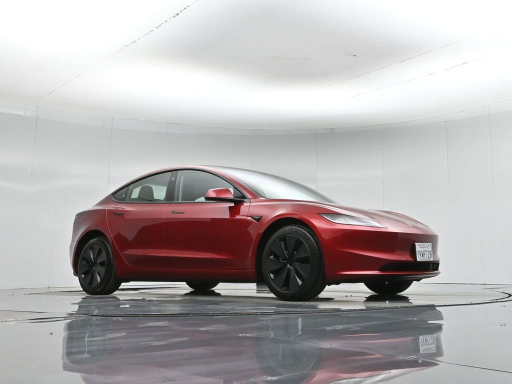Used 2025 Tesla Model 3 Long Range image 2