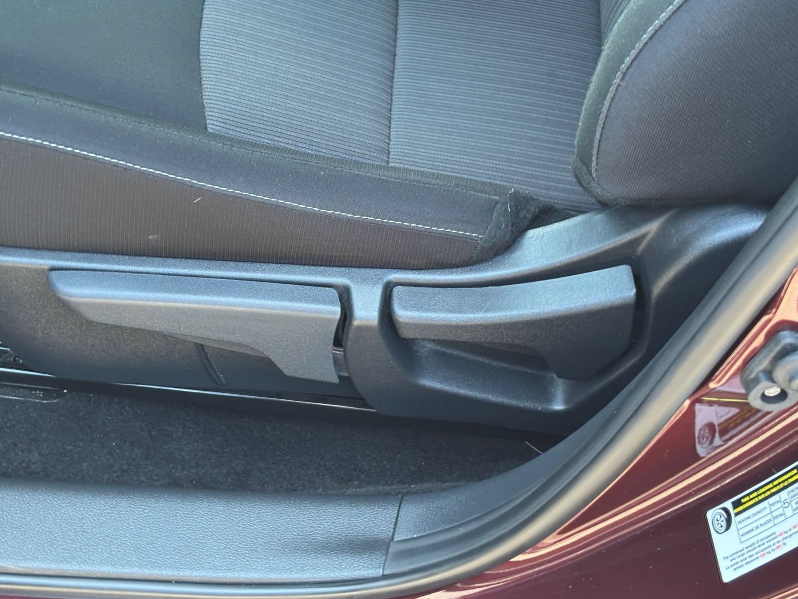 Used 2025 Nissan Sentra SV FWD image 22