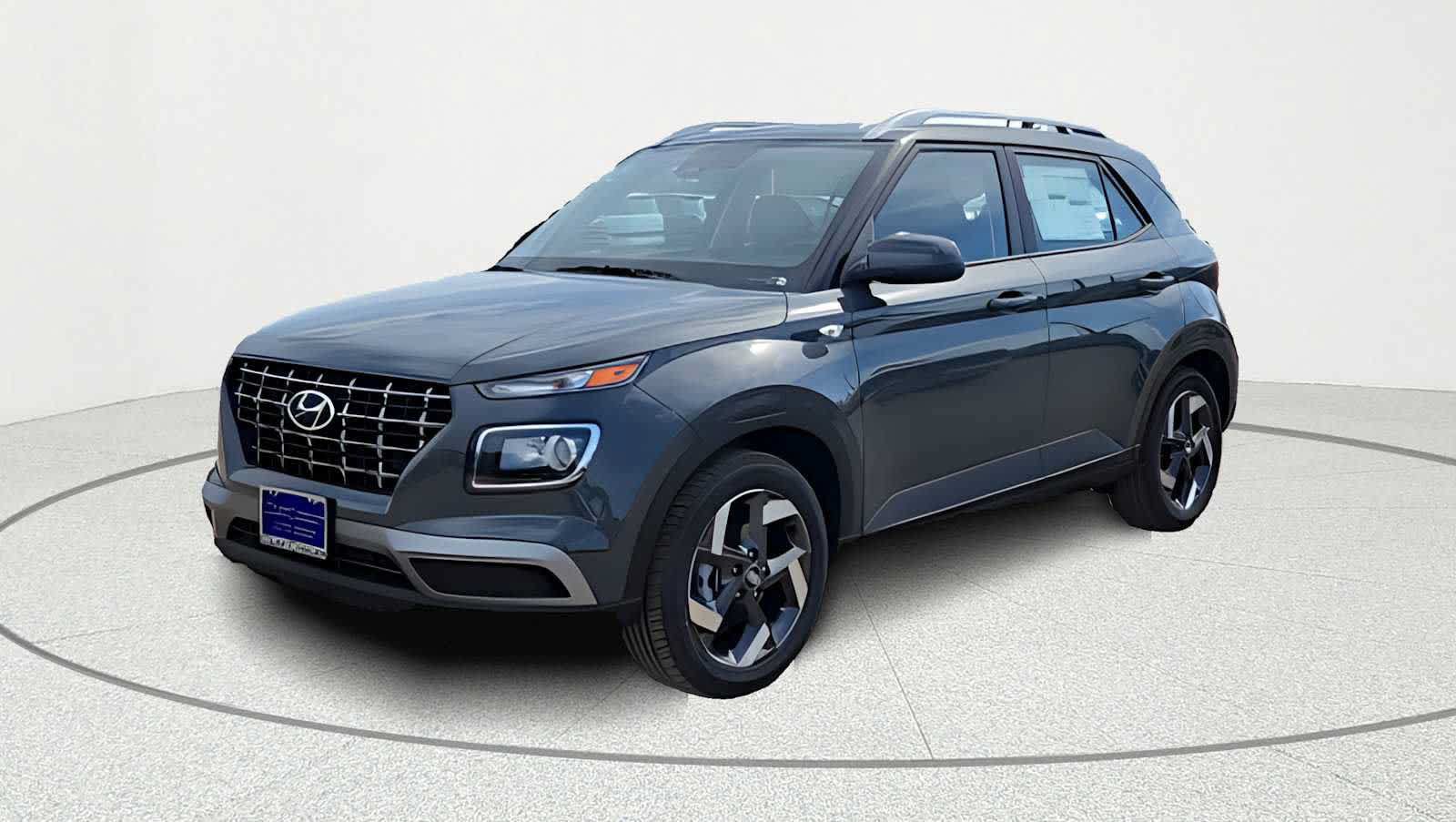 New 2026 Hyundai Venue SEL FWD image 2