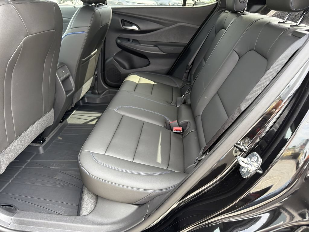 New 2026 Buick Envista Sport Touring w/ Convenience I Package FWD image 18