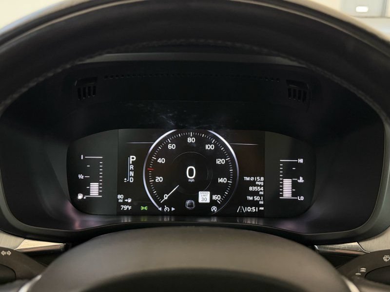 Used 2019 Volvo XC60 T6 Momentum w/ Premium Package AWD/4WD image 23