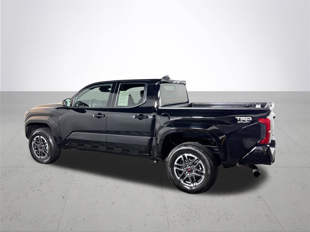 Used 2025 Toyota Tacoma TRD Sport AWD/4WD image 8
