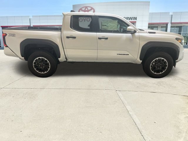 Certified 2025 Toyota Tacoma TRD Off-Road w/ TRD Off Road Upgrade Package AWD/4WD image 10