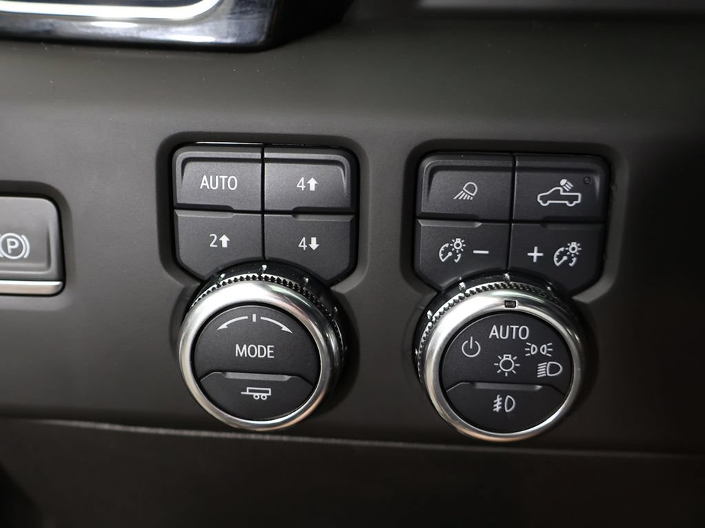 Used 2024 GMC Sierra 3500 Denali Ultimate AWD/4WD image 47