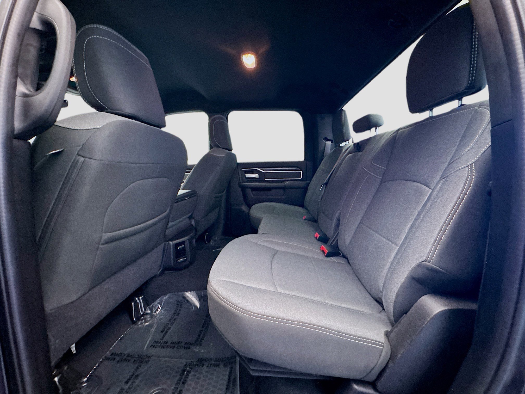 Used 2022 RAM 2500 Big Horn w/ Night Edition AWD/4WD image 15