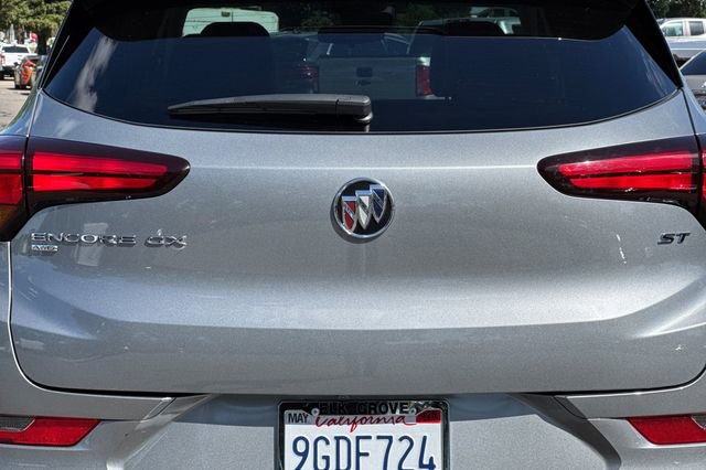 Used 2023 Buick Encore GX Select w/ Sport Touring Package AWD/4WD image 48