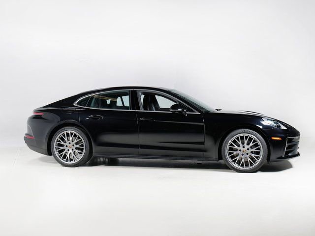 New 2025 Porsche Panamera 4 image 8