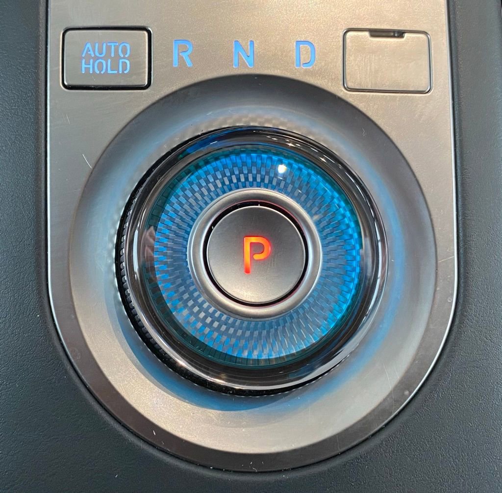 Certified 2025 Genesis GV70 3.5T Sport w/ Sport Advanced Package image 18