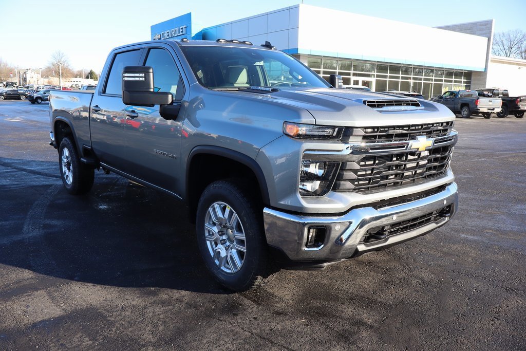 New 2026 Chevrolet Silverado 3500 LT w/ Safety Package image 2