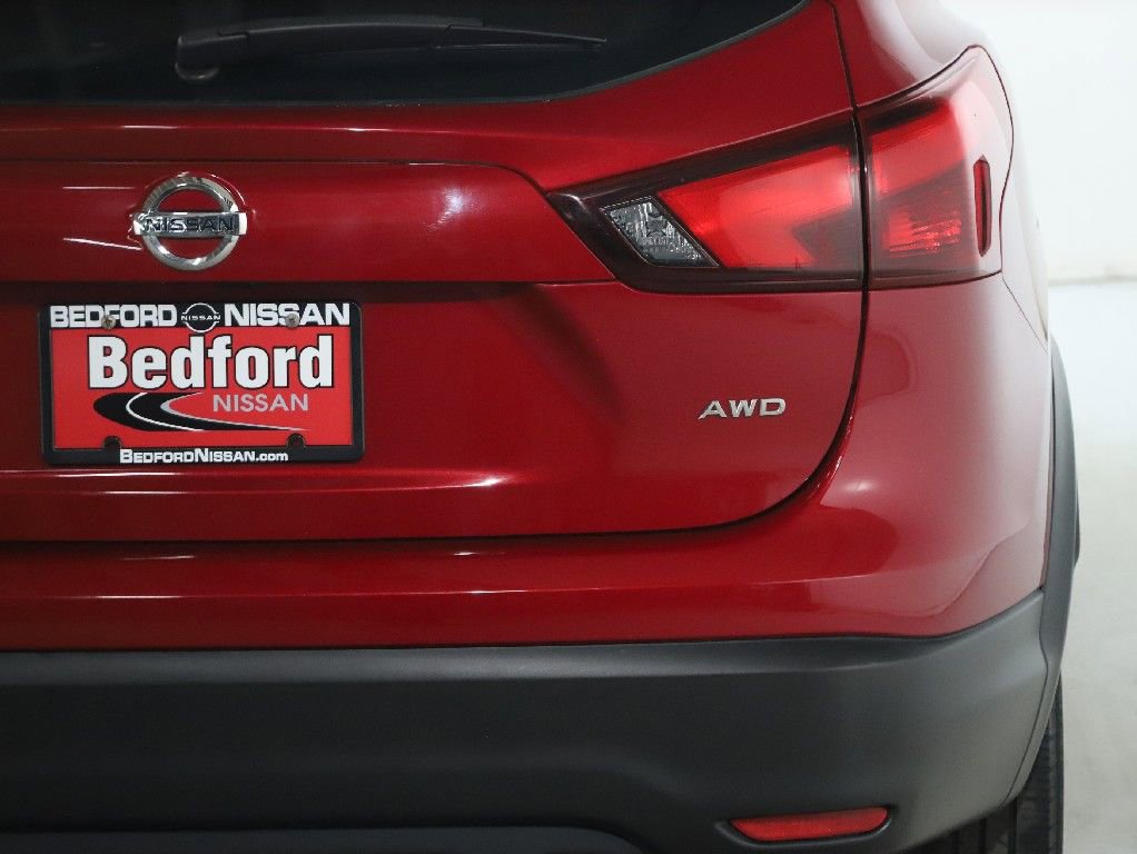 Used 2018 Nissan Rogue Sport S image 40