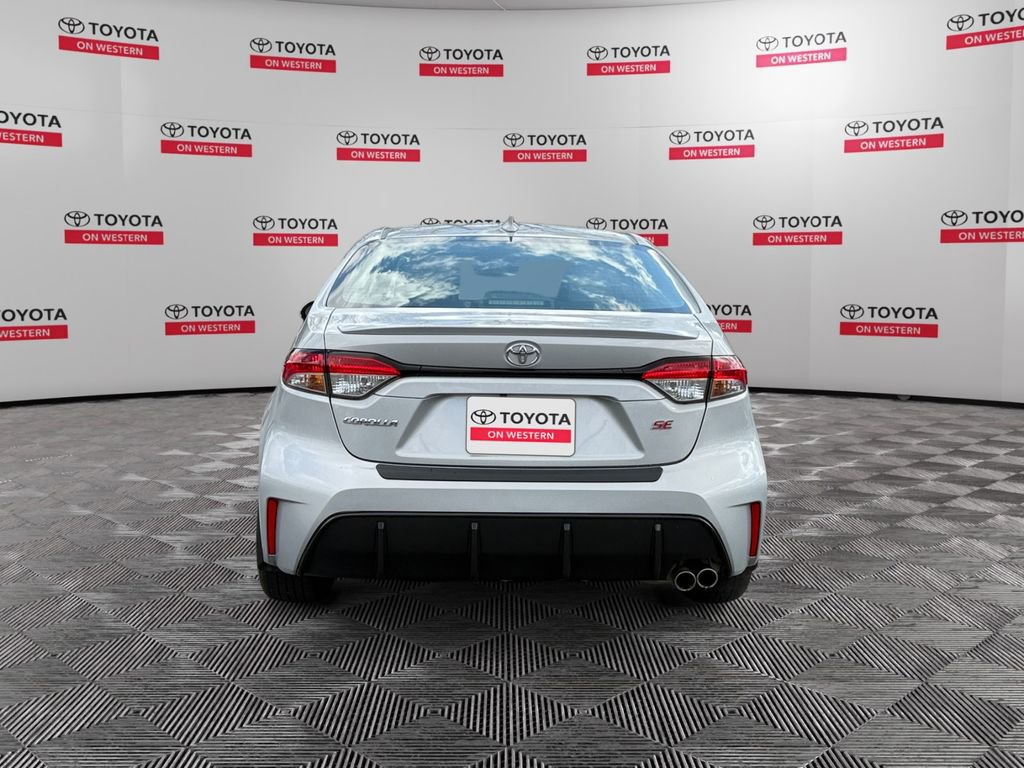Certified 2024 Toyota Corolla SE image 4