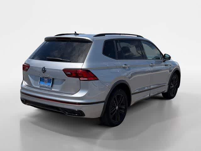 Used 2022 Volkswagen Tiguan SE R-Line FWD image 5