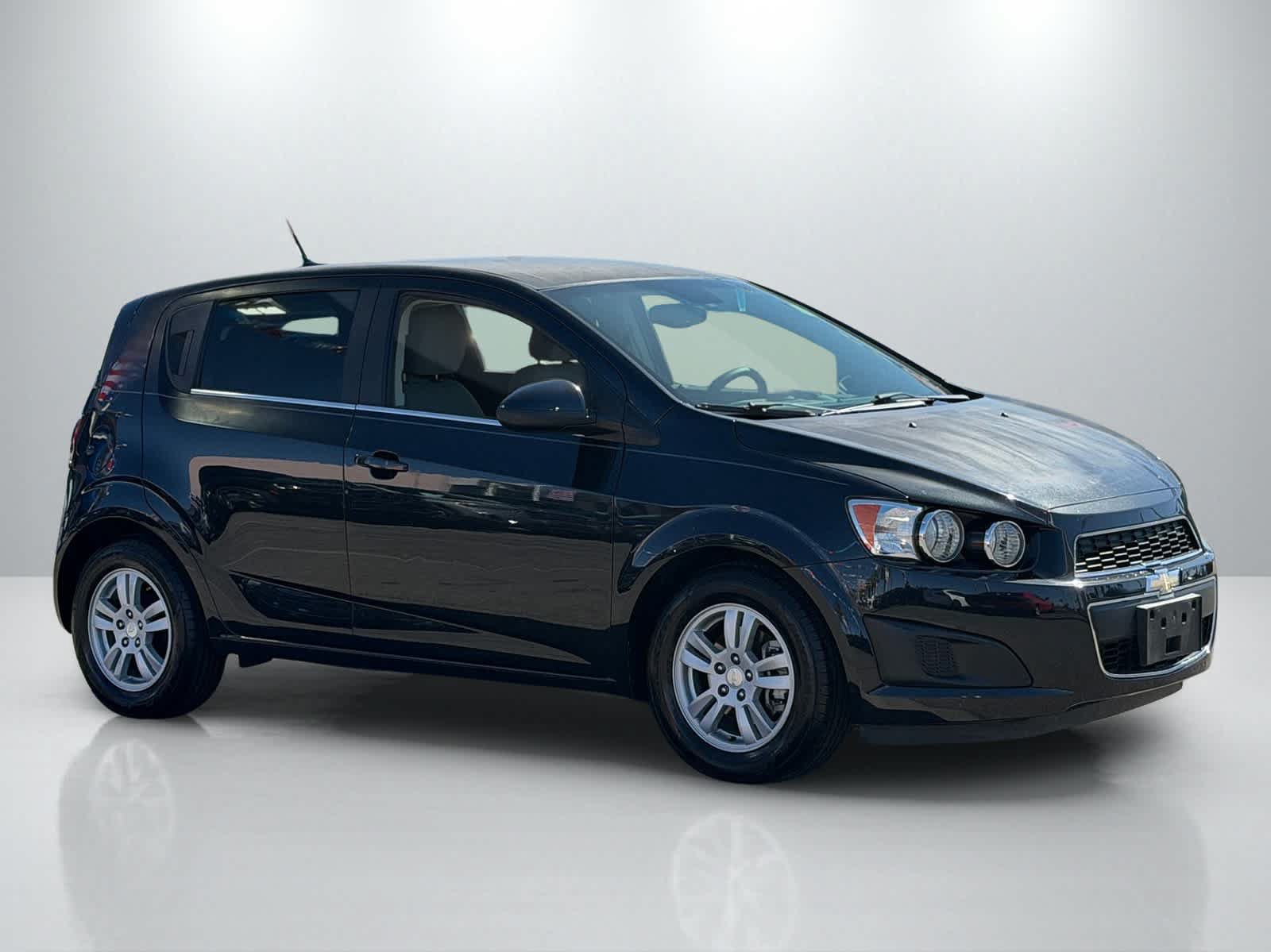 Used 2013 Chevrolet Sonic LT FWD image 10