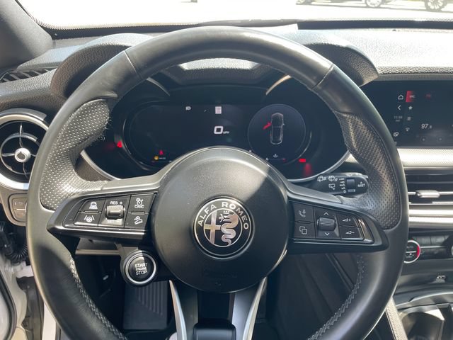 Used 2024 Alfa Romeo Stelvio Ti w/ Active Assist Plus Package AWD/4WD image 30