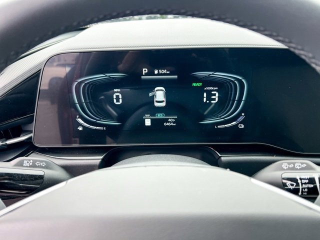 Used 2024 Kia Niro EX image 16