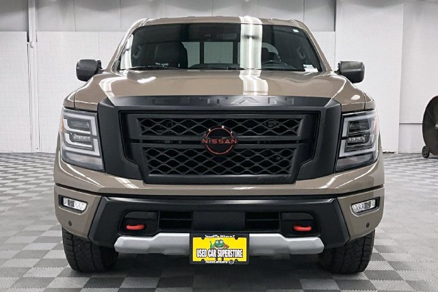 Used 2024 Nissan Titan PRO-4X w/ Pro-4x Utility Package AWD/4WD image 4