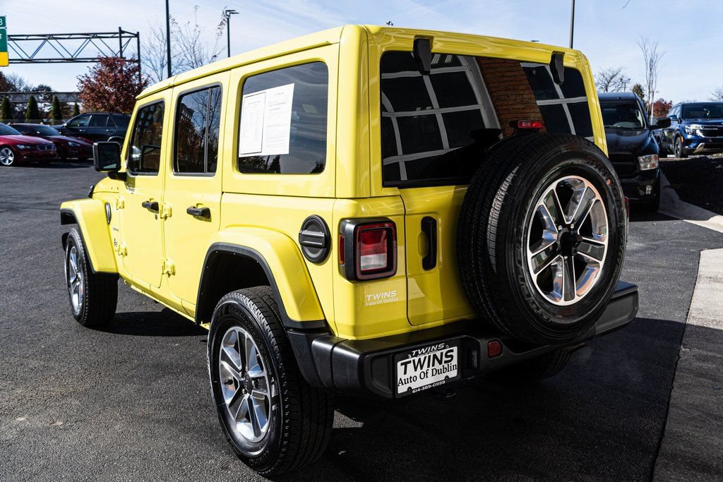 Used 2023 Jeep Wrangler Unlimited Sahara AWD/4WD image 34